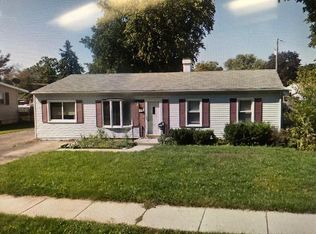 1516 Hulmes Dr, Dekalb, IL 60115