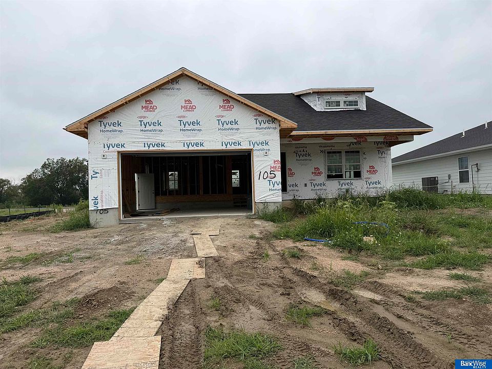2nd image of 105 Belohlavy Dr