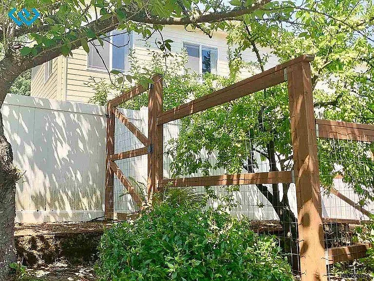 4682 NW Rosemarie Pl — Photo 16