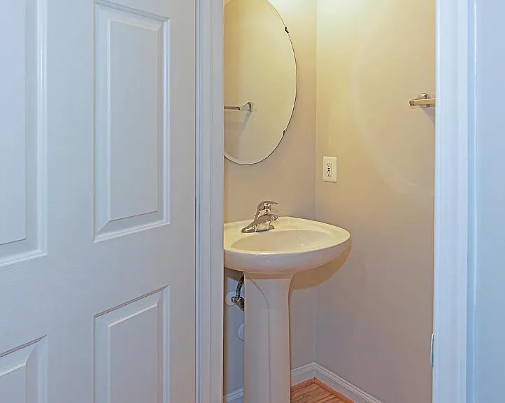 Powder room