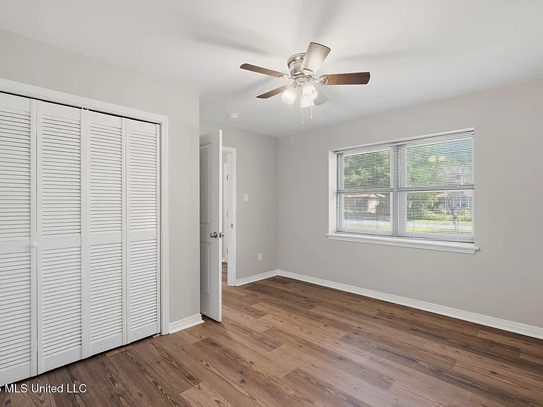 8505 Mermaid Ave — Photo 13