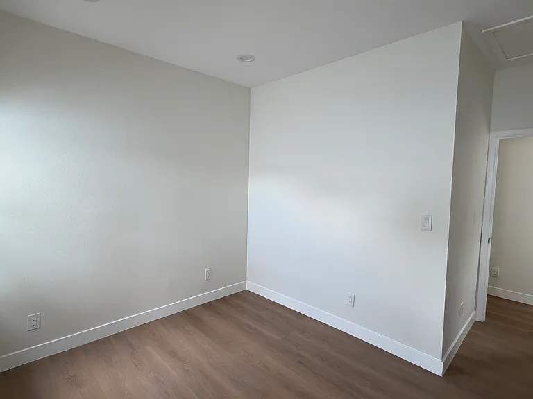 1608B S Songish St — Photo 13