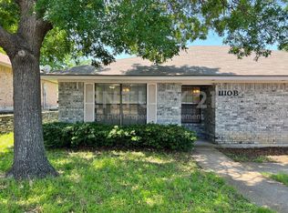 1110 S Rusk St APT B, Weatherford, TX 76086