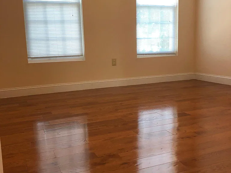 921 Ridge Ave #3A — Photo 5