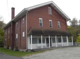 2816 W Chestnut St, Washington, PA 15301