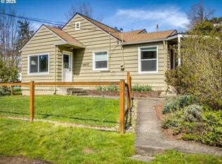4407 SW Marigold St, Portland, OR 97219