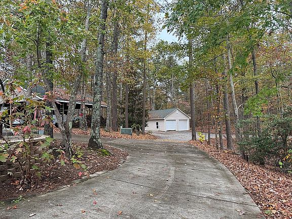 Part gravel/concrete drivewa