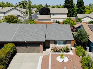 197 Creekside Cir, Sacramento, CA 95823