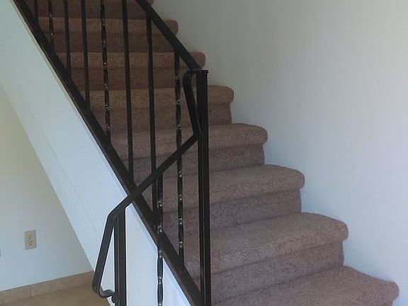 4th image of 292 Douglas St APT F