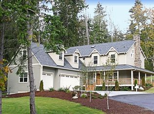 6048 Pahrmann Pl NW, Bremerton, WA 98311
