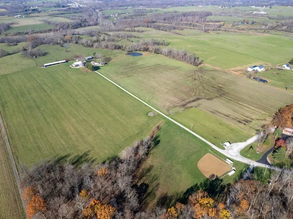 7613 Hockman Rd, Russellville, OH 45168
