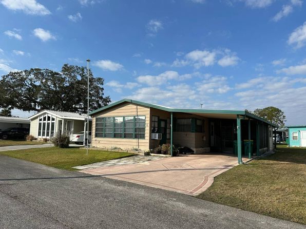 6 Azure Ln, Eustis, FL 32726