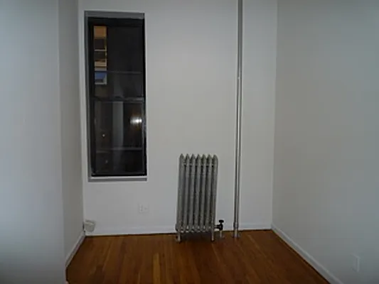 Rented by Friedman Roth Realty | media 16