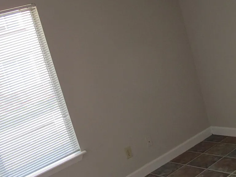 9501 University Terrace Dr #3 — Photo 2