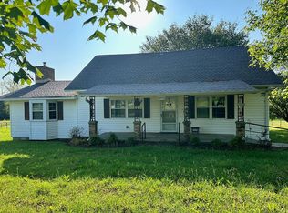 1076 N Barrington Rd, Springdale, AR 72762