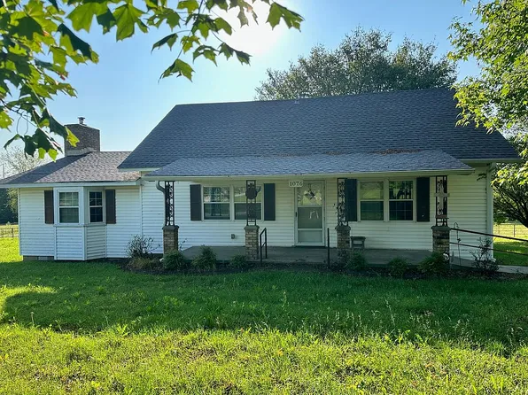 1076 N Barrington Rd, Springdale, AR 72762