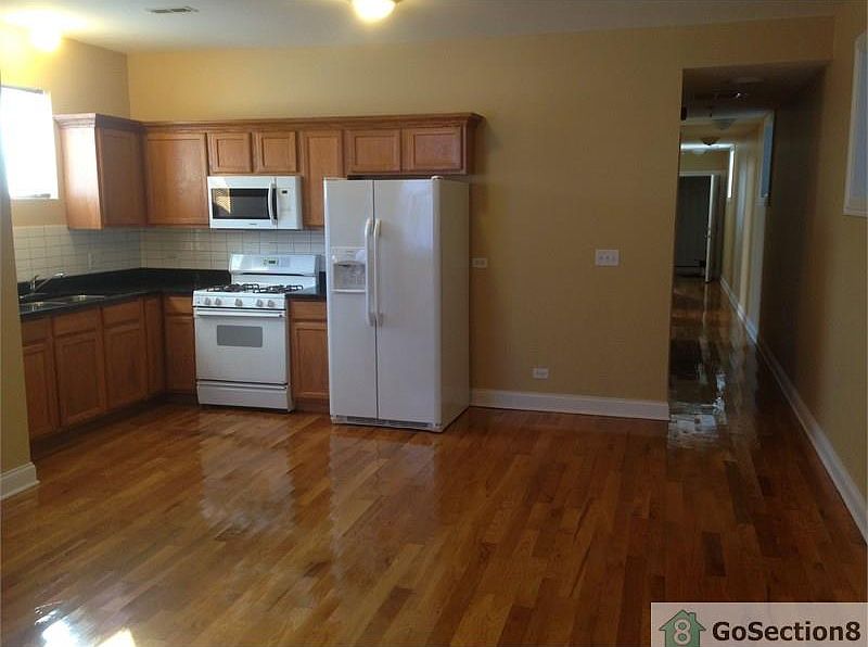 1st image of 1544 S Kedvale Ave