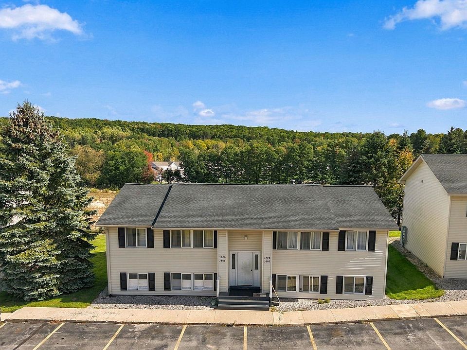 1st image of 3798 Vale Dr #14