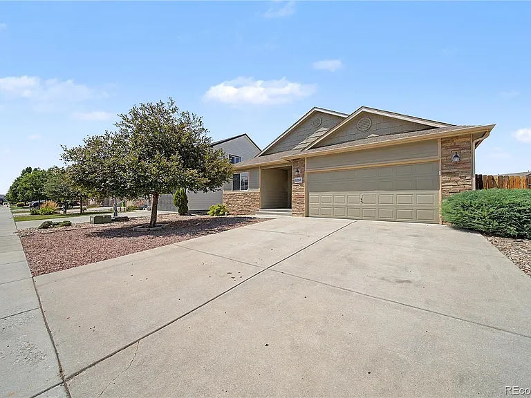 6260 Roundup Butte St — Photo 1