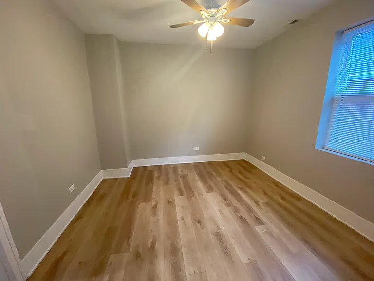 7526 S Ellis Ave #2 — Photo 12