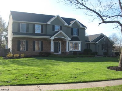 4 Cray Ct, Hillsborough, NJ, 08844