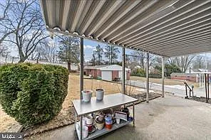 113 Glendale Rd — Photo 46