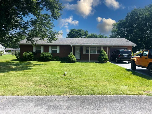 334 N Susong St, Newport, TN 37821