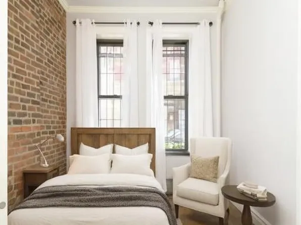 95 Perry Street image 3 of 4