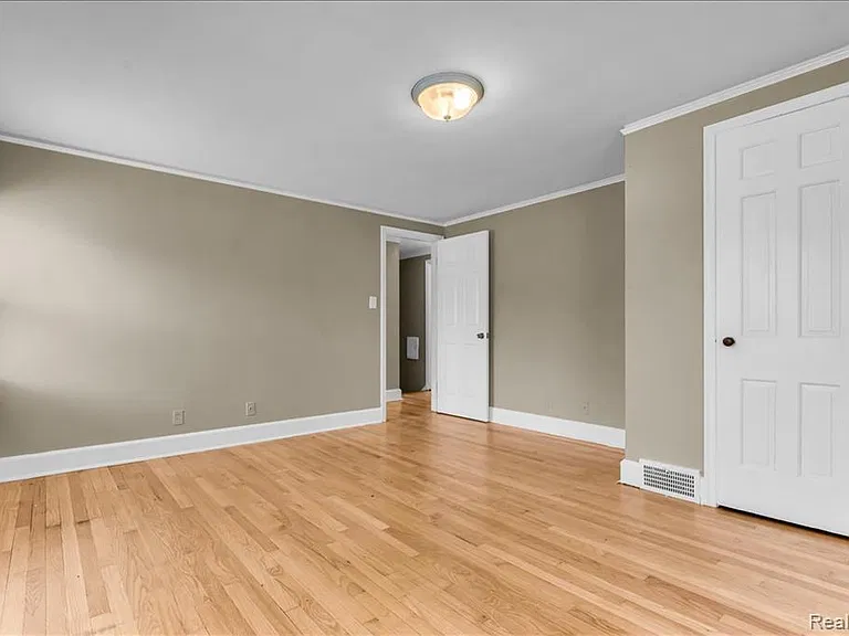 3463 Santa Maria Ave — Photo 19