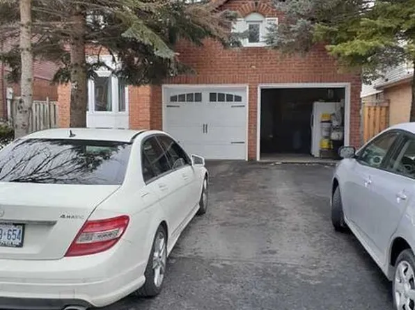 14 Kingsboro Rd E #Basement, Markham, ON L3T 6S9