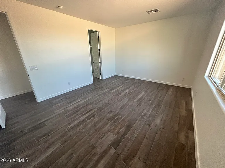 1626 E Evelyn St — Photo 13