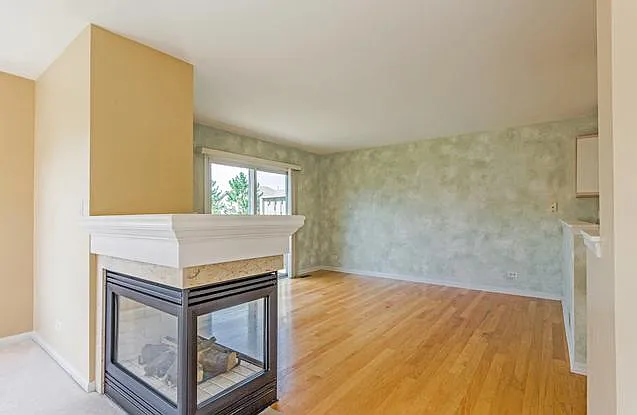 737 Sycamore Ct — Photo 5
