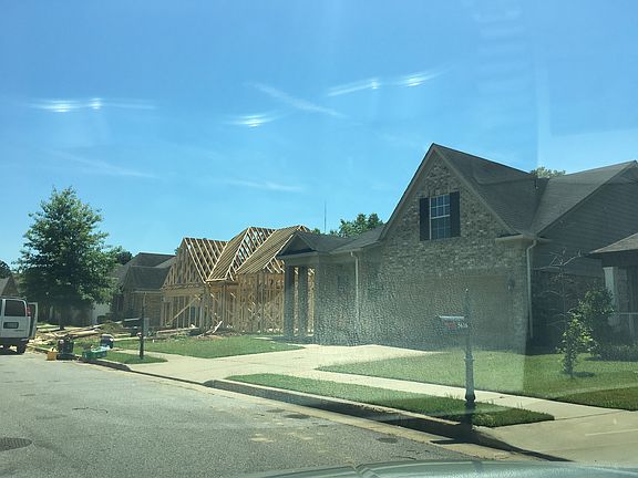 4th image of 5612 Falling Bark Dr