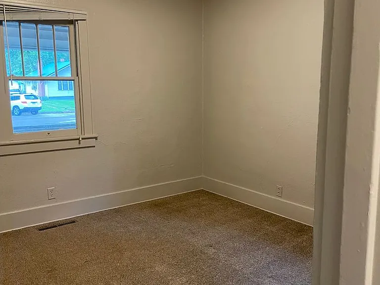 618 S Whitcomb St — Photo 17