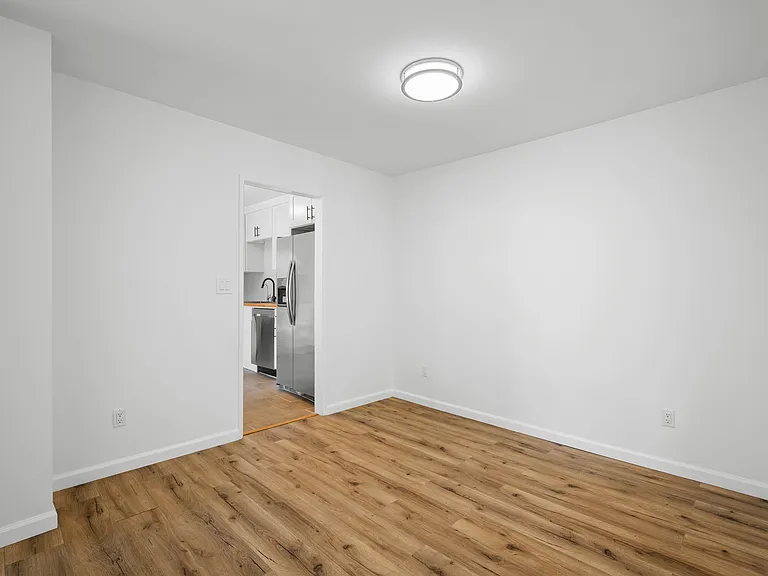 125 N Allen Ave #203 — Photo 10