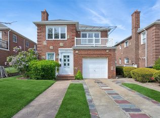 349 E Market St, Long Beach, NY 11561