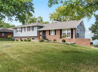 11510 E 32nd St S, Independence, MO 64052