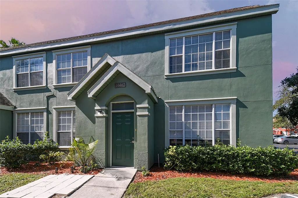 2 bed, 2.0 bath, 1168 sqft, $1,975 — Photo 1