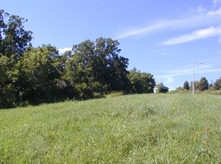 2925 Red Wolf Trl, Blue Mounds, WI 53517