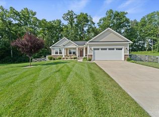 1396 Autumn Ridge Dr, Lebanon, OH 45036