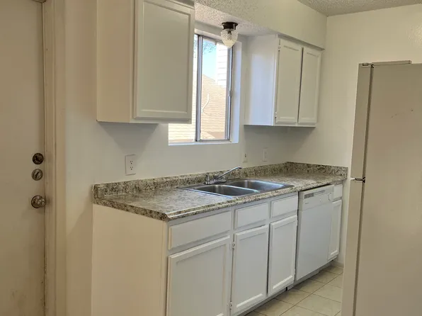 1600 Matthews Ln #A, Austin, TX 78745