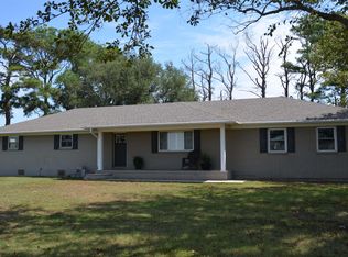 446 Bob Davis Rd, Stuttgart, AR 72160
