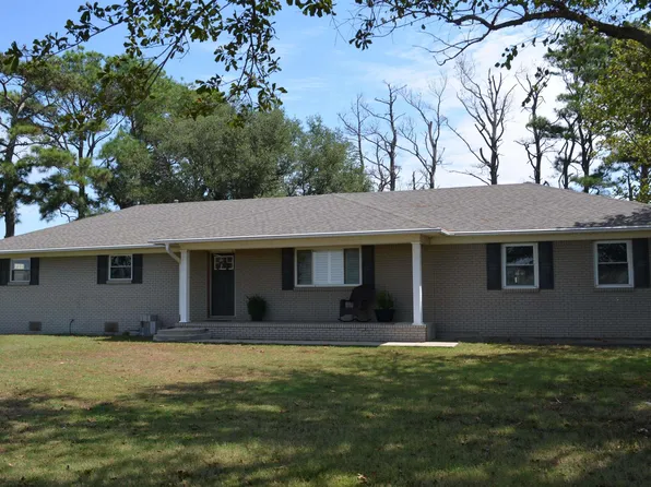 446 Bob Davis Rd, Stuttgart, AR 72160