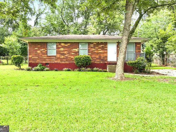 114 Raymond St, Jonesboro, GA 30236