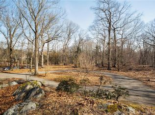 450 Riversville Rd, Greenwich, CT 06831