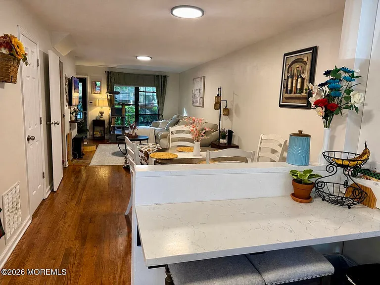 321 Spring St #8 — Photo 7