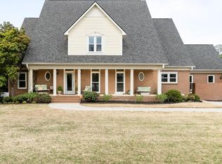 106 Manningham Dr, Madison, AL 35758