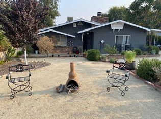 110 Burnham Rd, Oak View, CA 93022