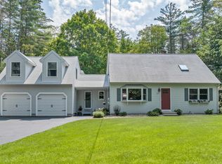 341 Wilsons Crossing Rd, Auburn, NH 03032