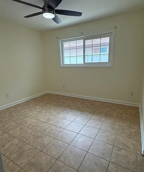 4486 Santee Pl — Photo 22